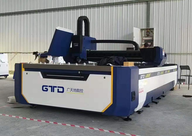 2000W光纖激光切割機開一小時多少電費