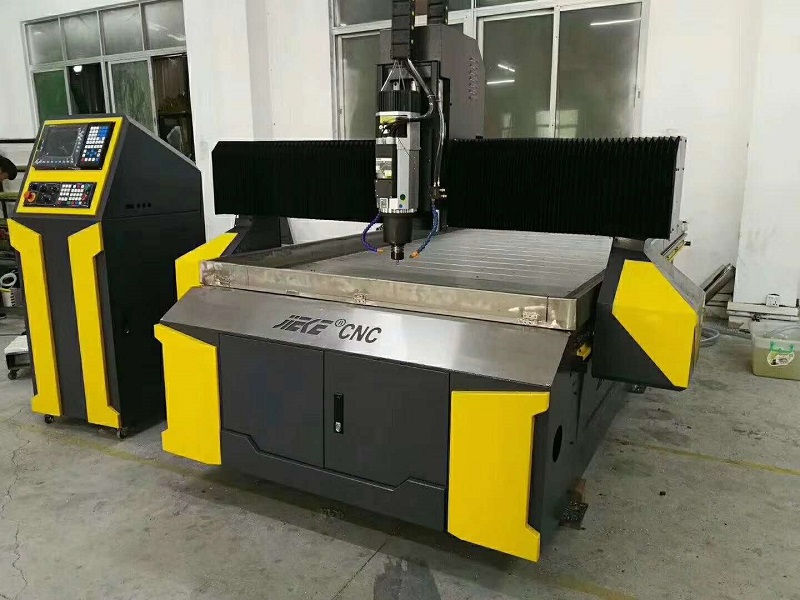 鋁板雕刻機(jī)如何提高工作效率