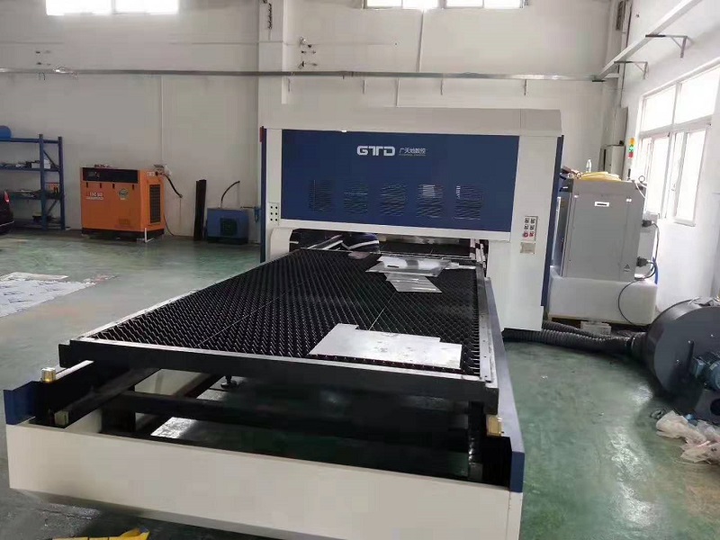 鋁單板激光切割機(jī)技術(shù)說明