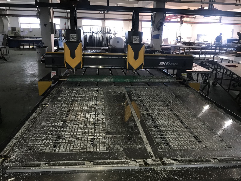 鋁板雕刻機(jī)物理方法和化學(xué)方法除銹優(yōu)缺點(diǎn)