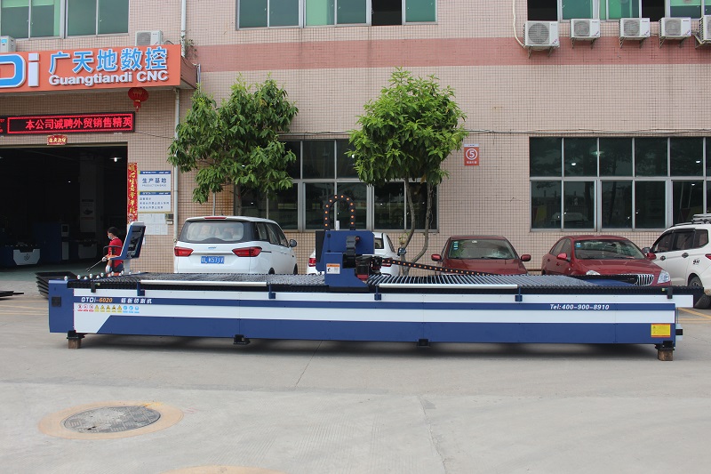 大幅面光纖激光切割機為什么越受市場歡迎