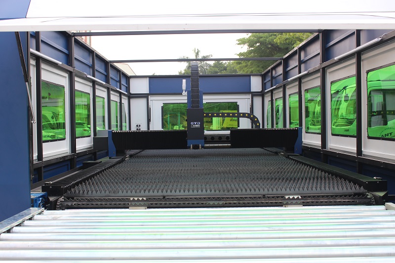 影響光纖激光切割機切割效果的四大重要參數(shù)