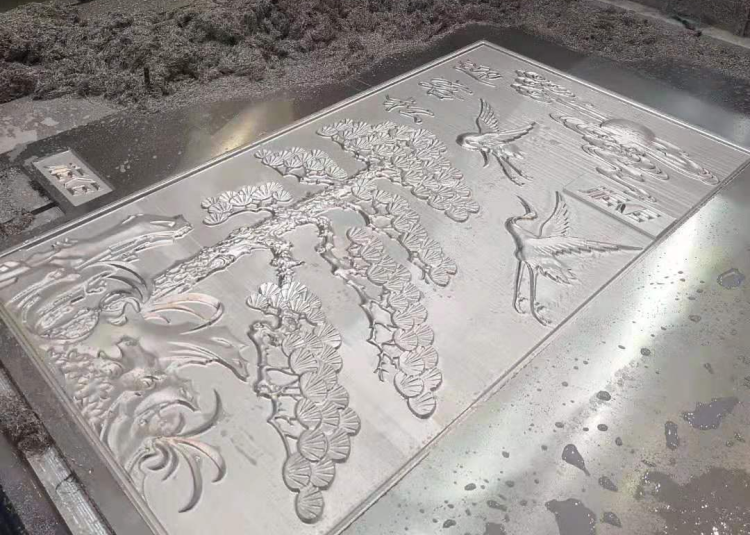 鋁板雕刻機(jī)怎么進(jìn)行的浮雕加工